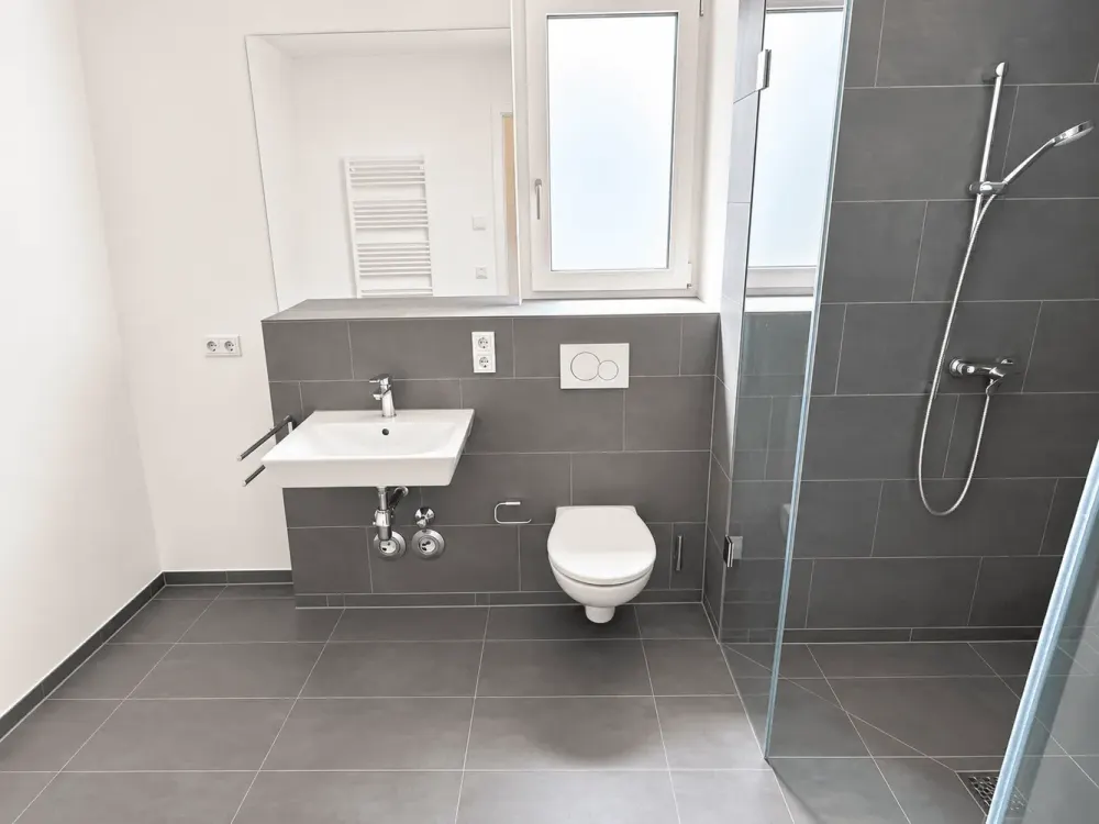 Traumaussicht! 3-Zimmer-Wohnung (Typ 9) mit Loggia, Ankleide, Gäste-WC und Keller