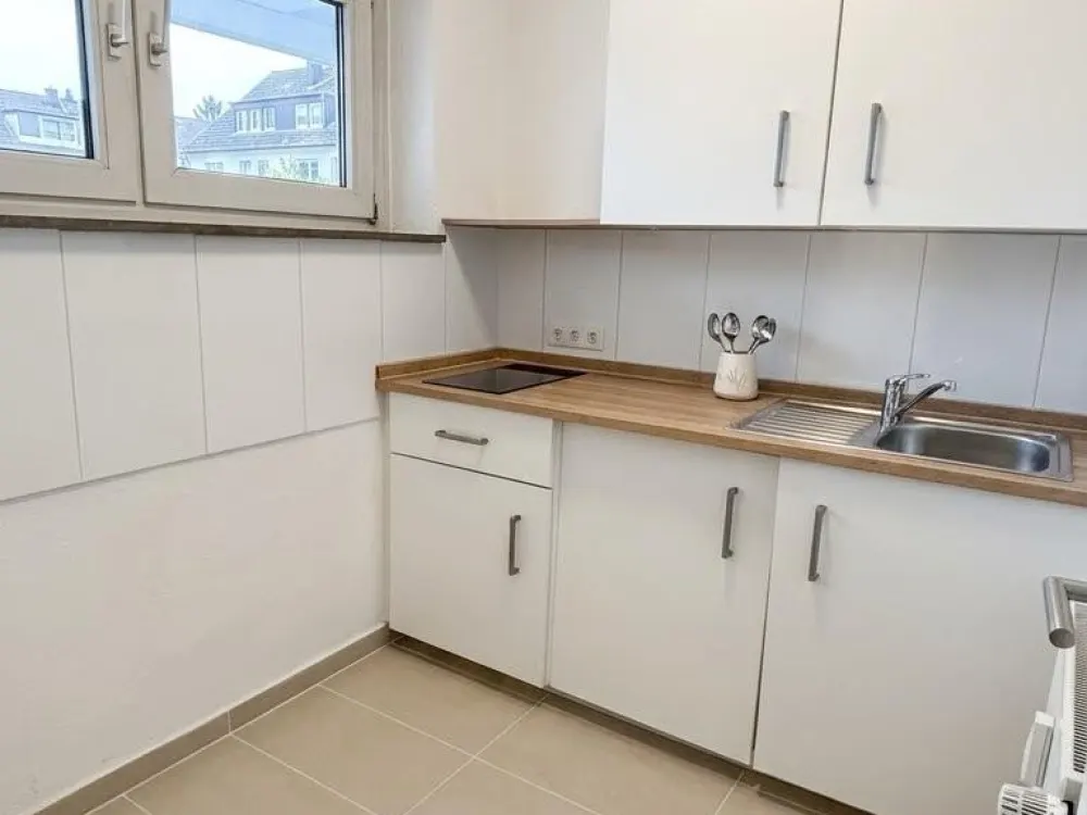 1 Zimmer Wohnung in Düsseldorf Eller