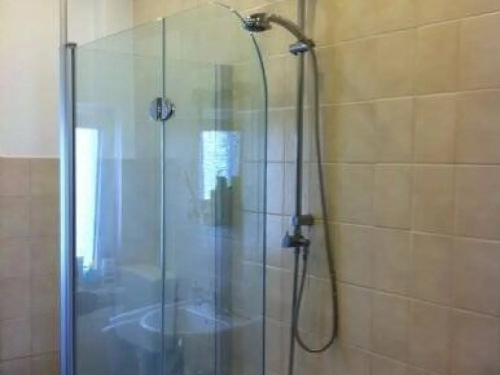 2-room apartment in SB Zentrum (St. Johann) available from 01 October - suitable for shared flat