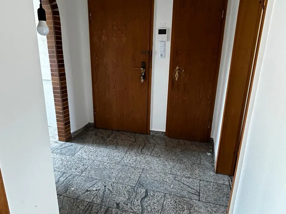 Frisch renovierte 3,5 Zimmer Wohnung am Quambusch