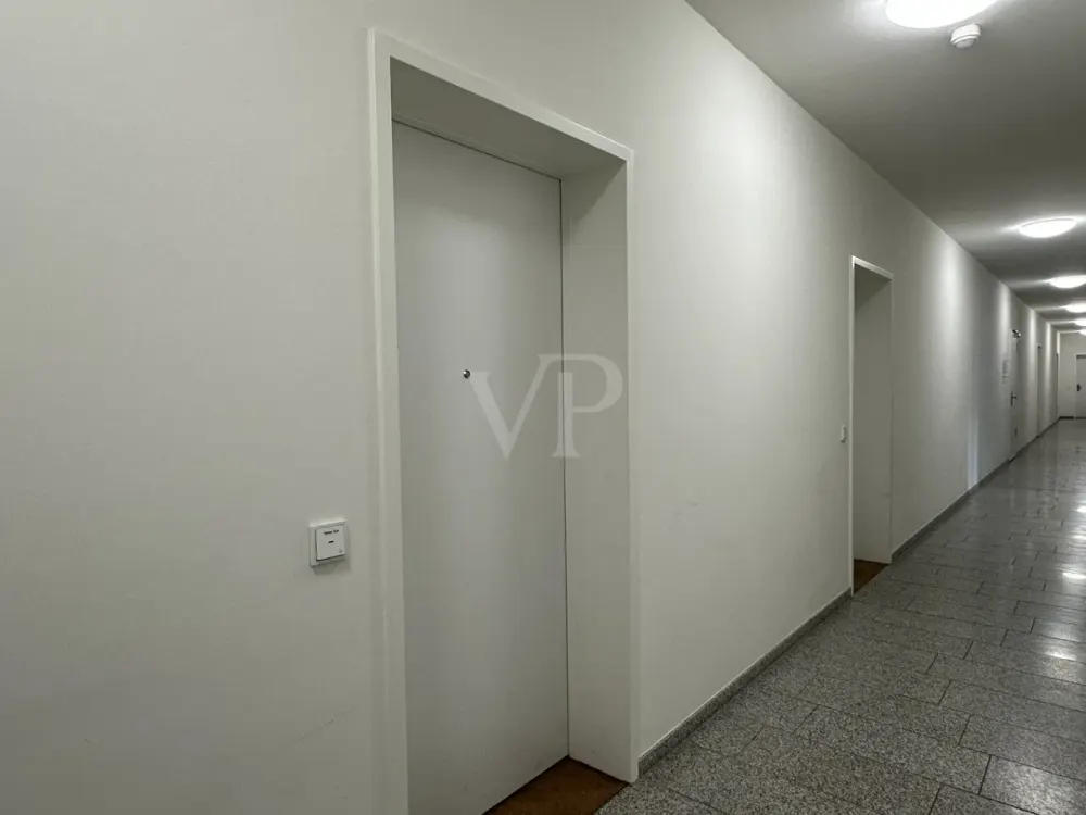 Geräumige Einraumwohnung mit eigener Terrasse in der Residenz am Zwinger