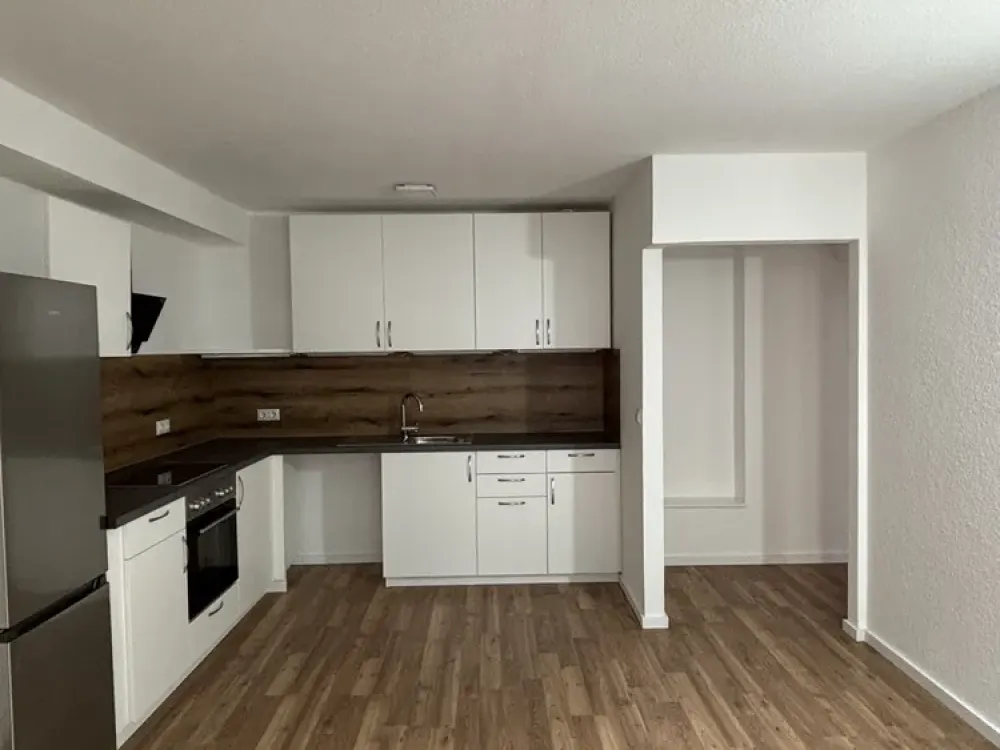 Erstbezug nach Renovierung, 4 Zimmer-Wohnung mit EBK im Bahnhofsviertel von Frankfurt