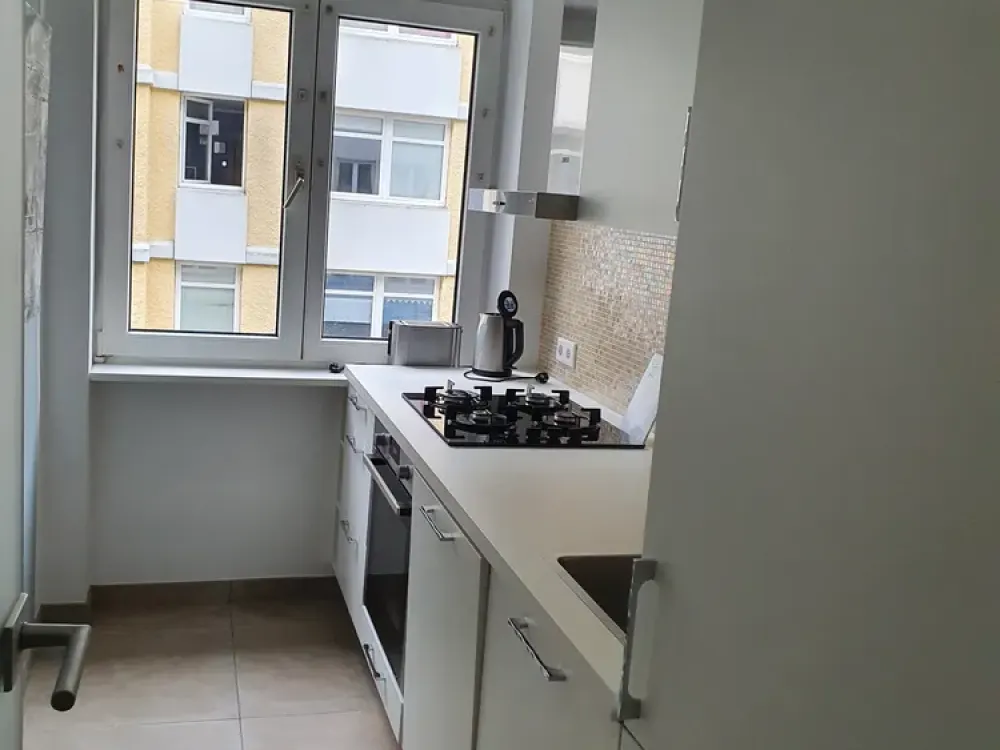 Möblierte 2,5-Zimmer-Wohnung mit Südbalkon nähe Gärtnerplatz