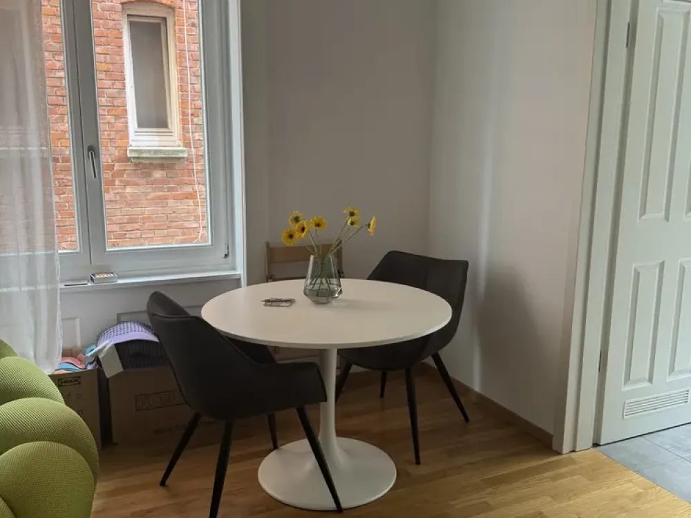 Stuttgart West: 2-Zimmer-Wohnung