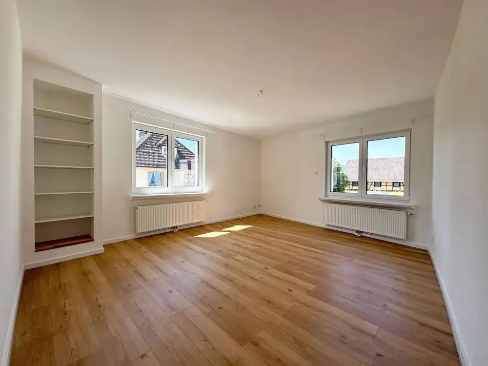 Kernsanierte 4-Zimmer-Wohnung mit Einbauküche in Kassel-Oberzwehren
