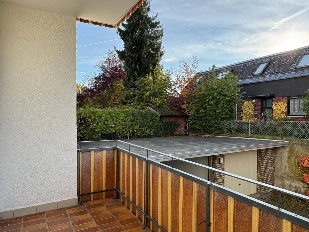 Helle 2-Zimmer-Wohnung mit Balkon, EBK und Garage in Kassel-Harleshausen