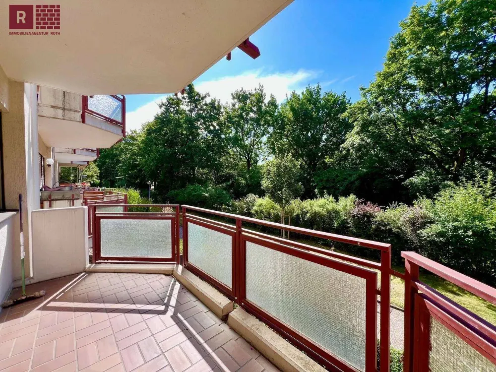 Stilvoll wohnen am Sinai-Park - großzügige 3-Zi-EG-Wohnung mit Balkon und zwei Bädern