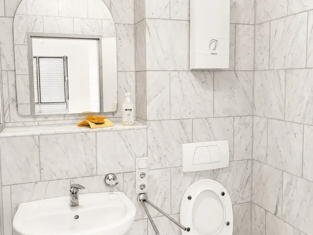 Attractive 1-Room Apartment in Quiet/Central Location of Alt-Saarbrücken