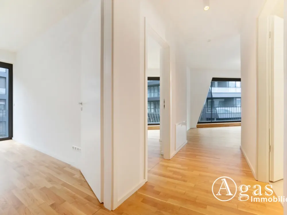 Einzigartige 4 Zimmer Wohnung mit ca. 141m², EBK und tollem Balkon in Berlin-Mitte!