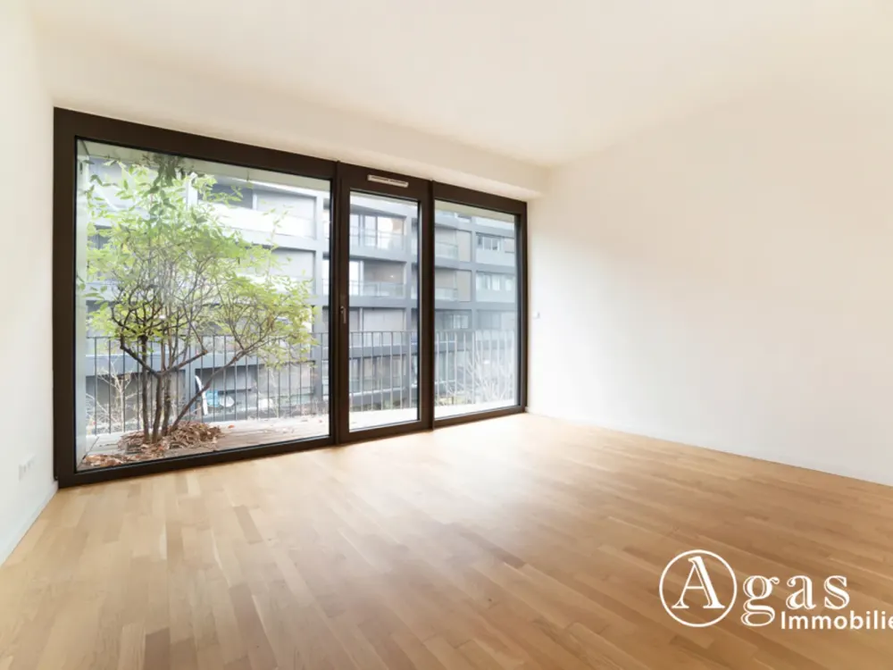 Einzigartige 4 Zimmer Wohnung mit ca. 141m², EBK und tollem Balkon in Berlin-Mitte!