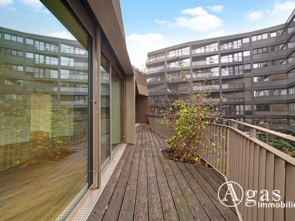 Einzigartige 4 Zimmer Wohnung mit ca. 141m², EBK und tollem Balkon in Berlin-Mitte!