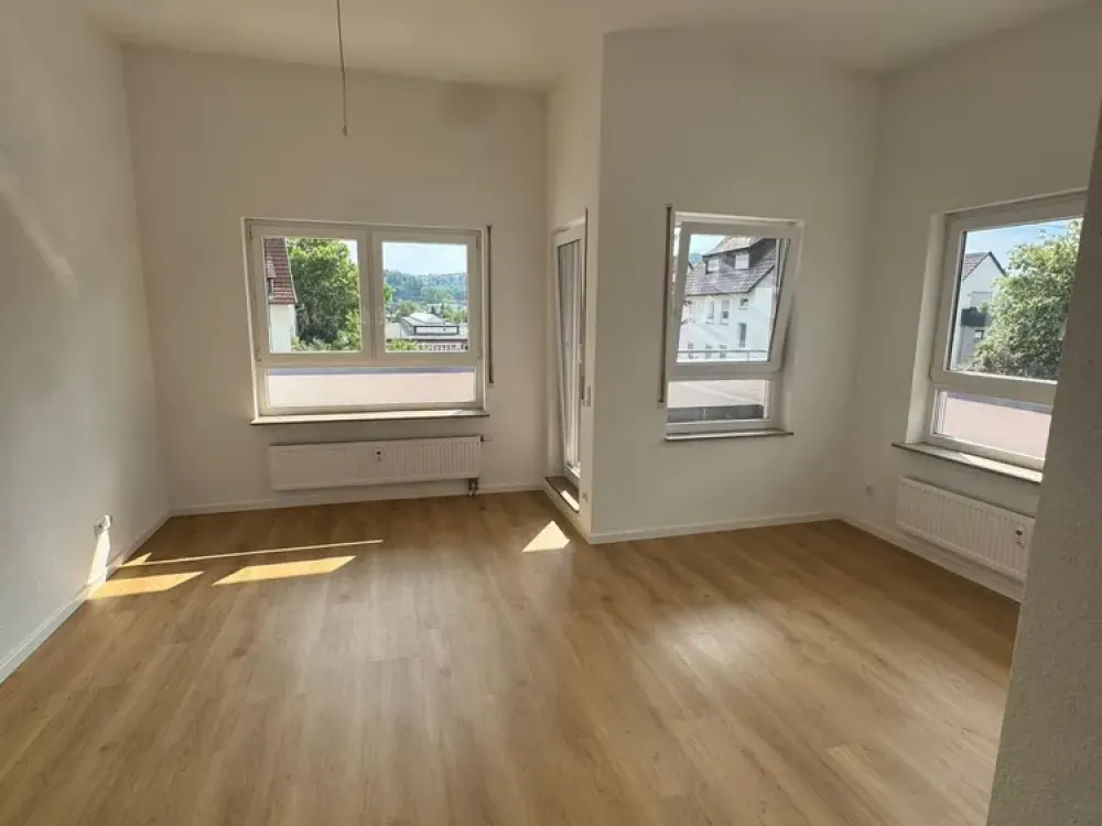 Zuhause mit zwei Zimmern und Dachterrasse in Esslingen am Neckar