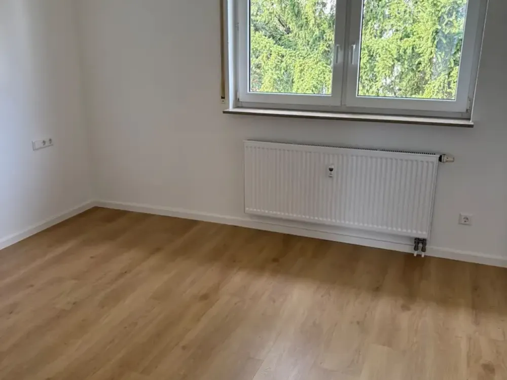 Zuhause mit zwei Zimmern und Dachterrasse in Esslingen am Neckar