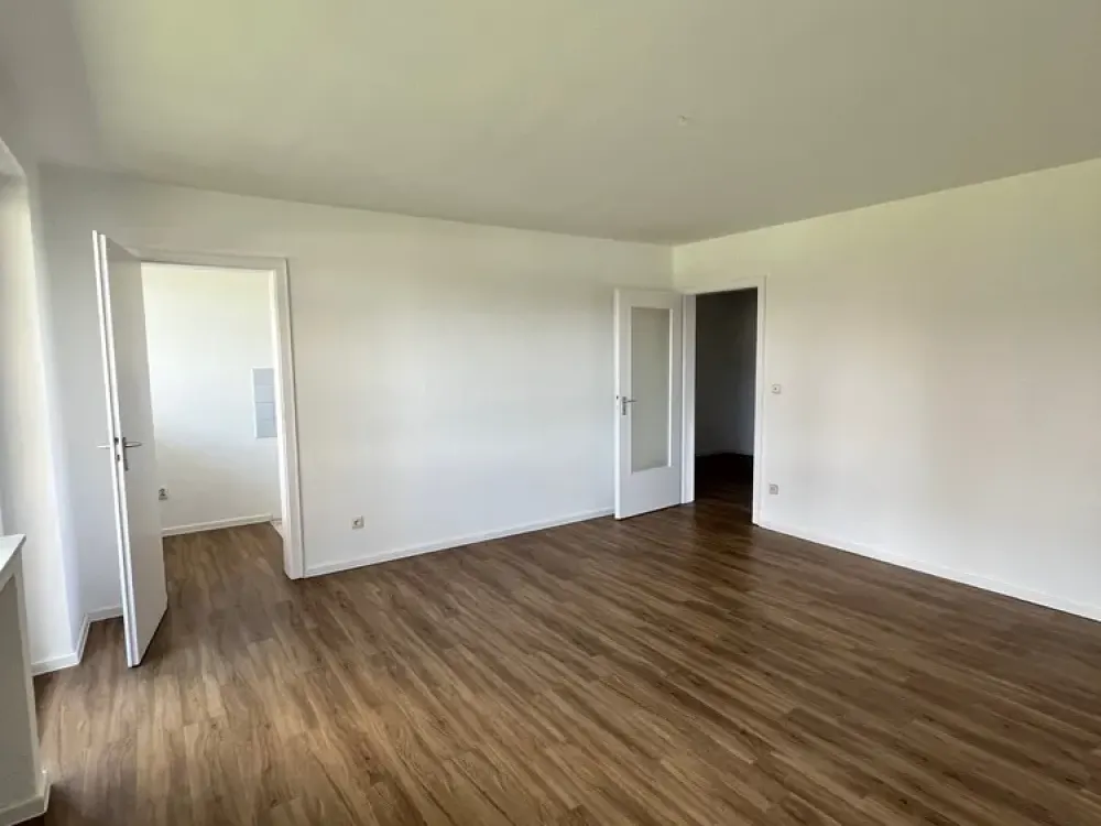Renovierte 2-Zimmer Wohnung mit Balkon