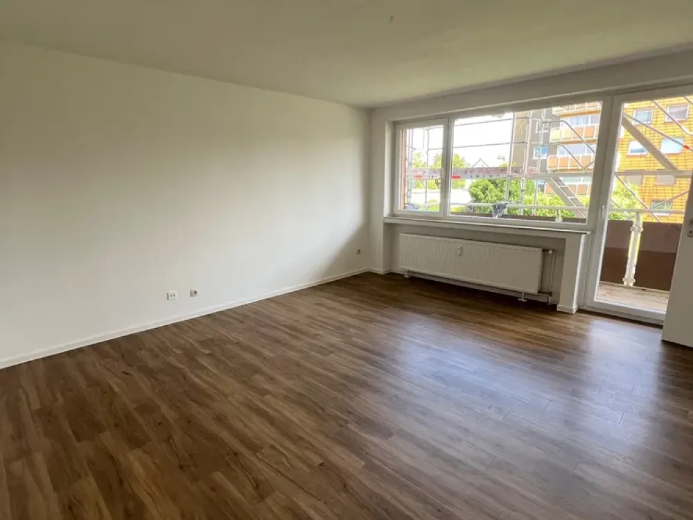 Renovierte 2-Zimmer Wohnung mit Balkon