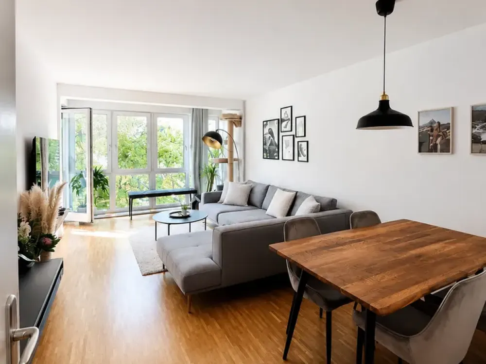 Urbanes Wohnen in Haidhausen, 3 Zimmer, Loggia und Küchenbalkon