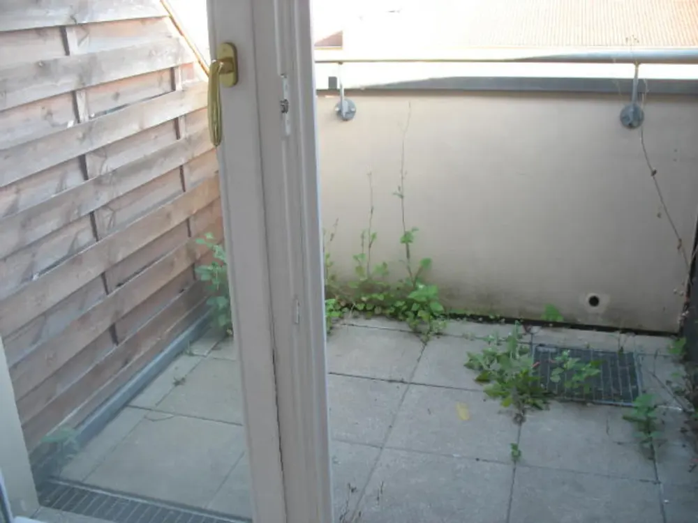 Freie 2 Zimmerwhg. im DG mit Loggia, Aufzug in Connewitz, behindertengerecht..