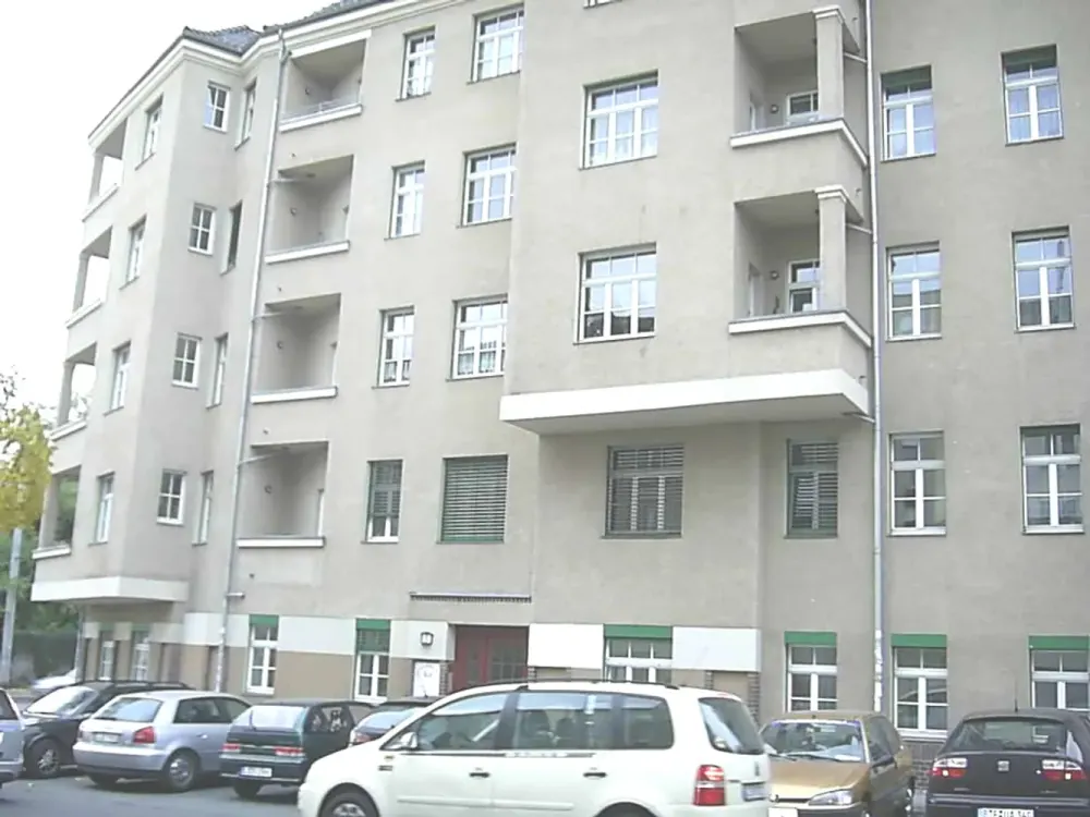 Freie 2 Zimmerwhg. im DG mit Loggia, Aufzug in Connewitz, behindertengerecht..