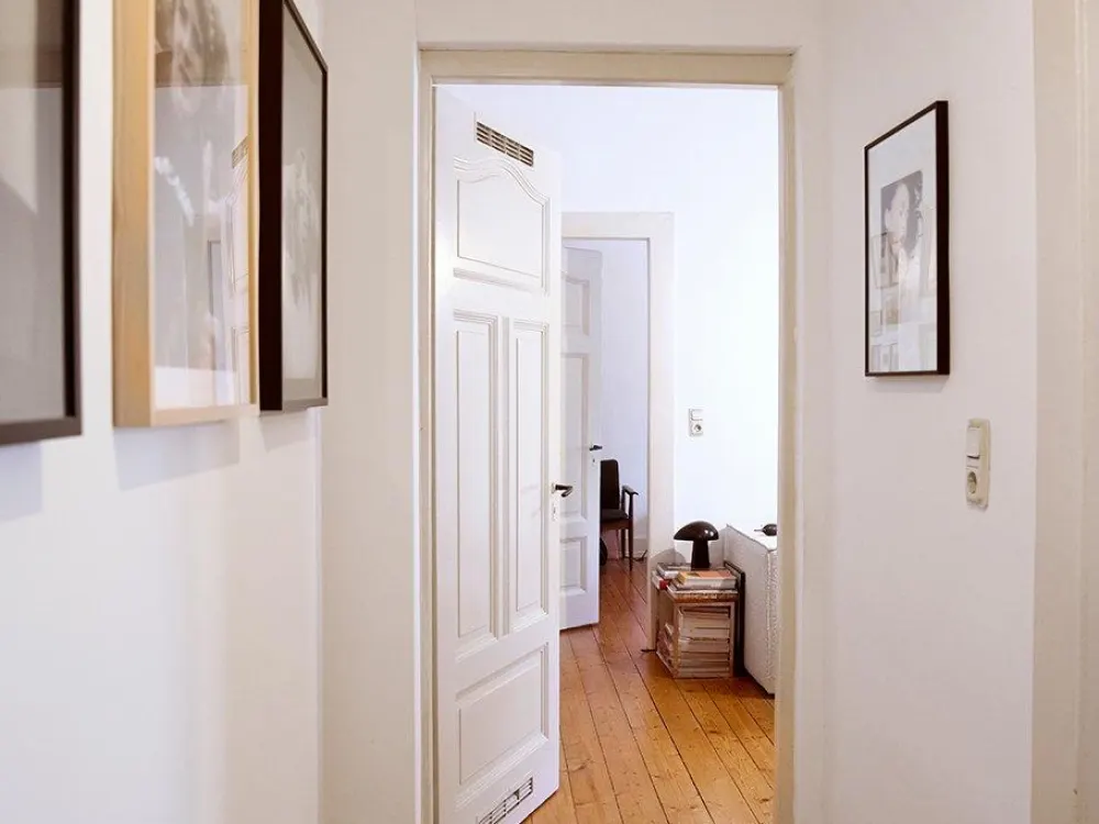 Sehr helle, ruhige und schöne 2 Zimmer Wohnung im Agnesviertel