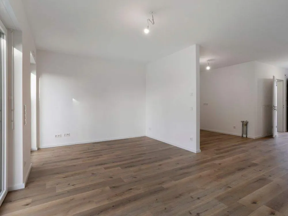 Fast wie eine Doppelhaushälfte! Neubauwohnung in attraktiver Lage!