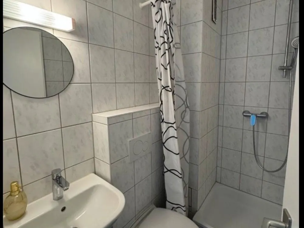 1-Zimmer-Wohnung zur Untermiete ab 01.09. für 1 Jahr 16 qm