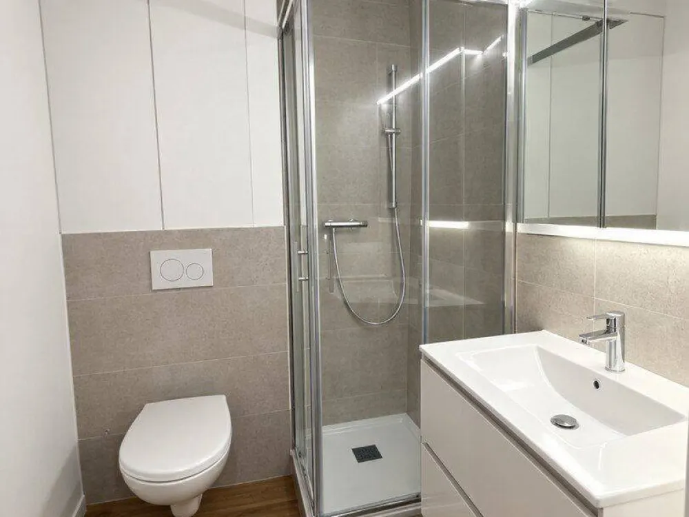 Sanierte 3 Zimmer Wohnung mit Balkon