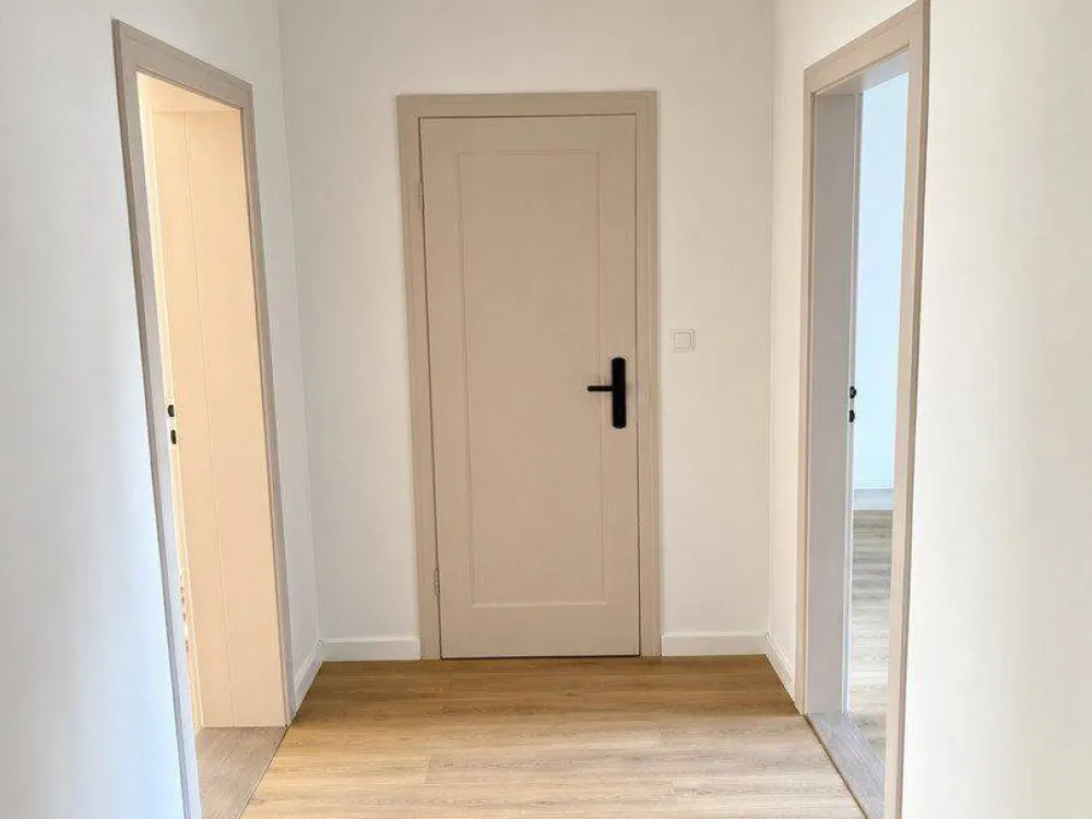 Sanierte 3 Zimmer Wohnung mit Balkon