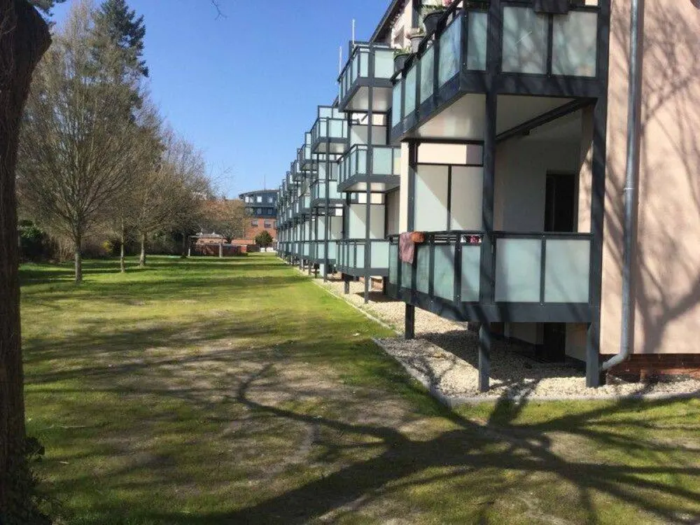 2-Zimmer-Wohnung mit ca. 56,54 m², Einbauküche & XXL-Balkon - sofort verfügbar