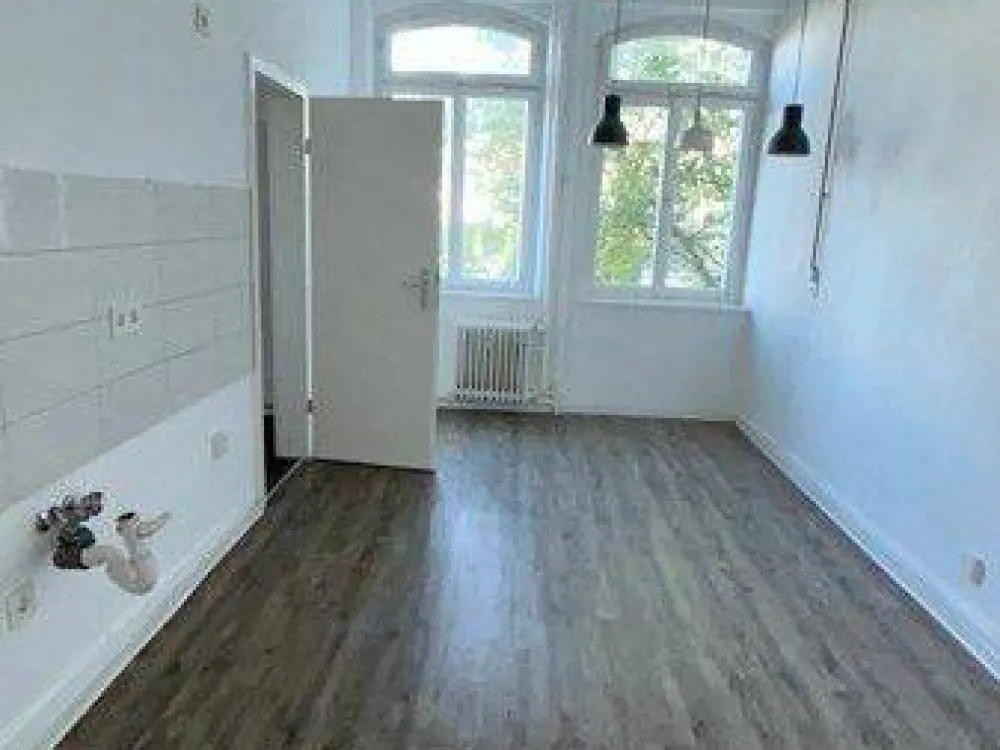 WG Gründung ! Atemberaubende 7 Zimmer Wohnung