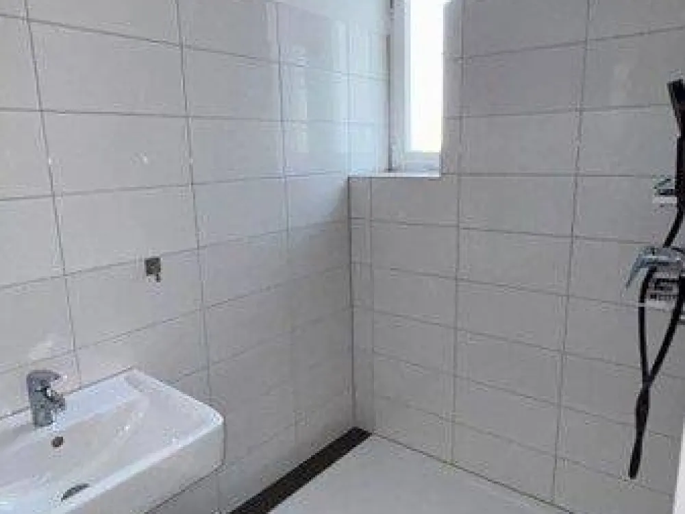 WG Gründung ! Atemberaubende 7 Zimmer Wohnung