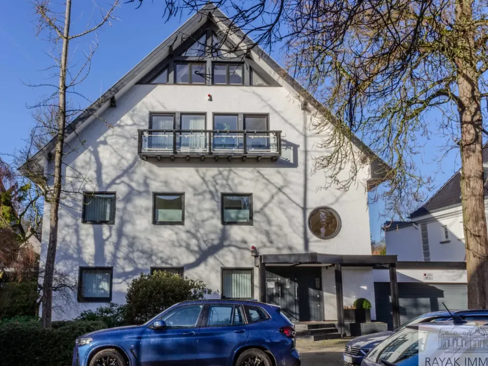 Exklusive Stadtwohnung mit großem Sonnenbalkon in Benrath zur Miete/Rayak Immobilien, Ihr Makler fü