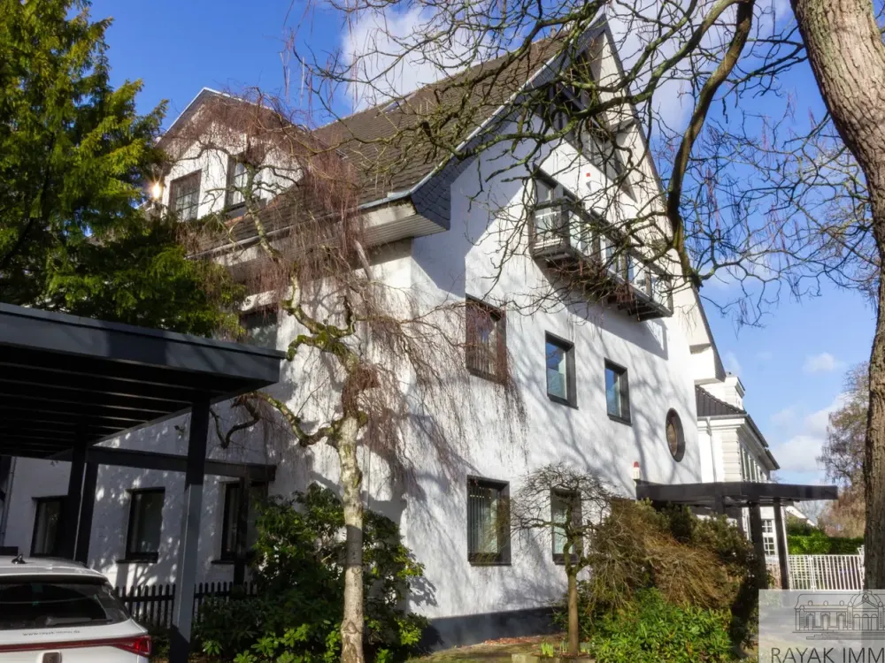 Exklusive Stadtwohnung mit großem Sonnenbalkon in Benrath zur Miete/Rayak Immobilien, Ihr Makler fü
