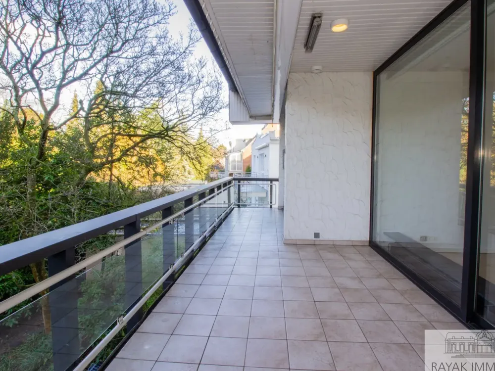 Exklusive Stadtwohnung mit großem Sonnenbalkon in Benrath zur Miete/Rayak Immobilien, Ihr Makler fü
