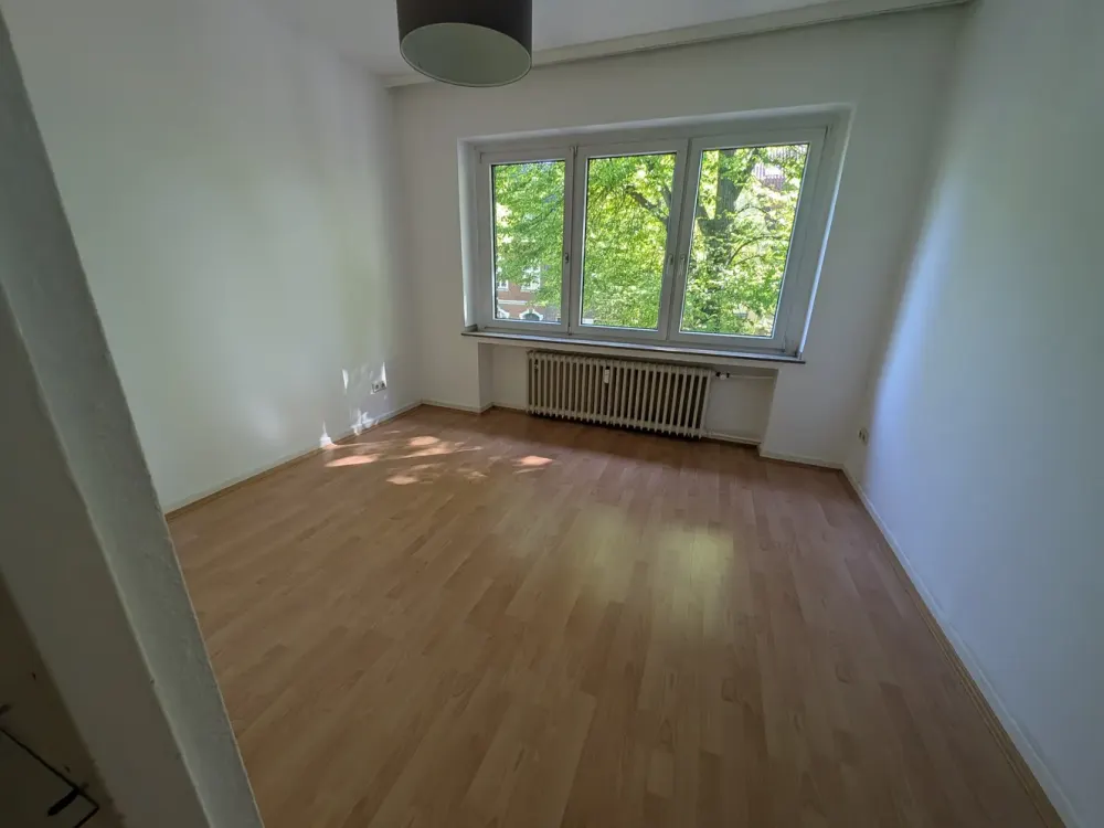 Helle 2 Zimmer Wohnung mit Nähe zum Rhein in Düsseldorf- Oberkassel