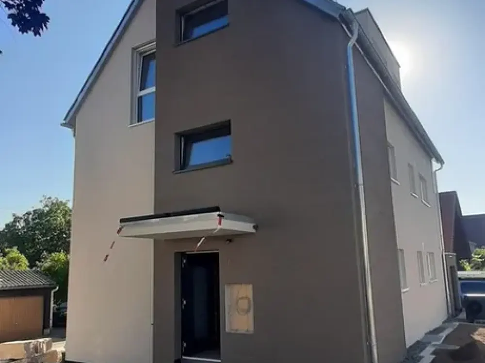 4-Room Apartment on the 1st Floor - Modern Living in the Town Center of Esslingen-Zell