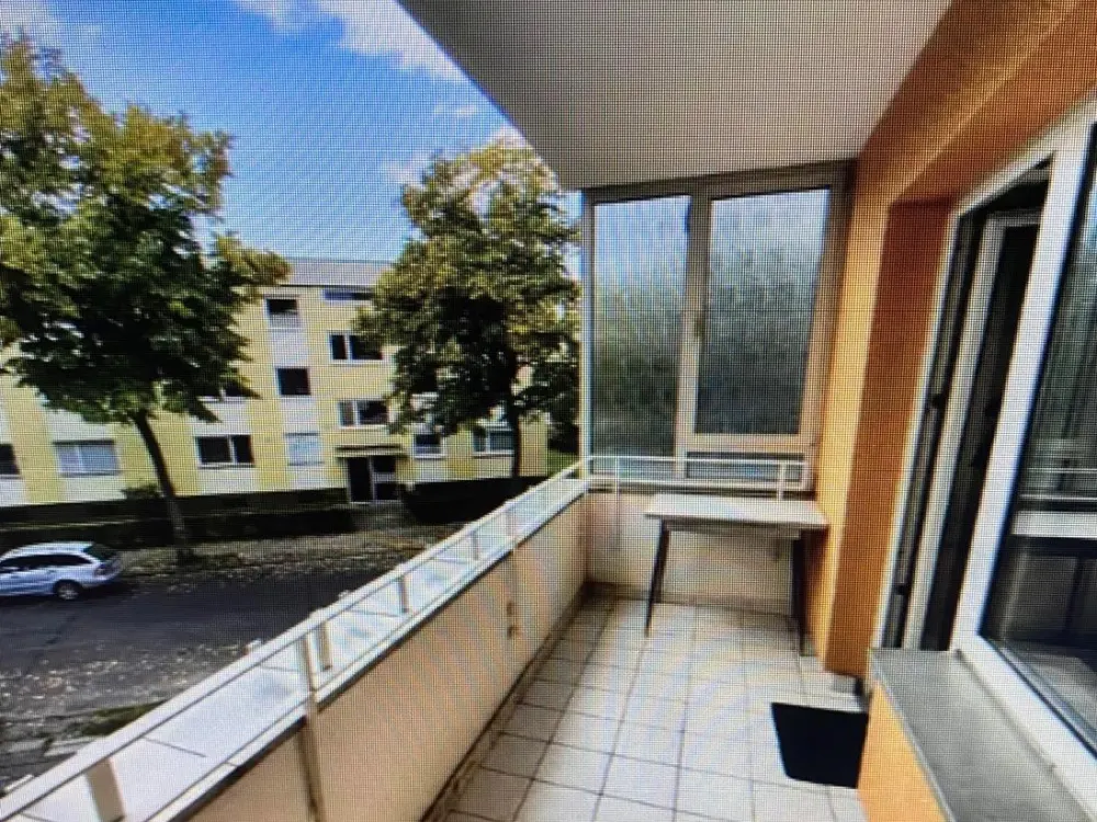 Sehr gut geschnittene 2,5 Zimmer Wohnung