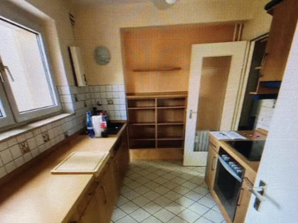 Sehr gut geschnittene 2,5 Zimmer Wohnung