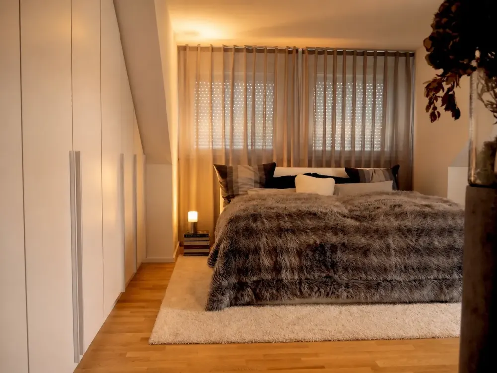 Stilvolle 2-Zimmer-Wohnung mit großer Dachloggia und Weitblick in Fürth