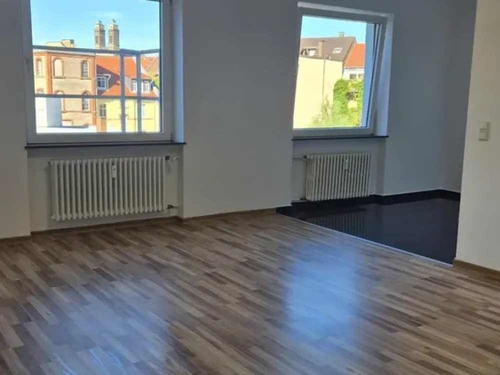 Frisch renoviertes Single-Appartement in direkter Innenstadtlage von Saarbrücken