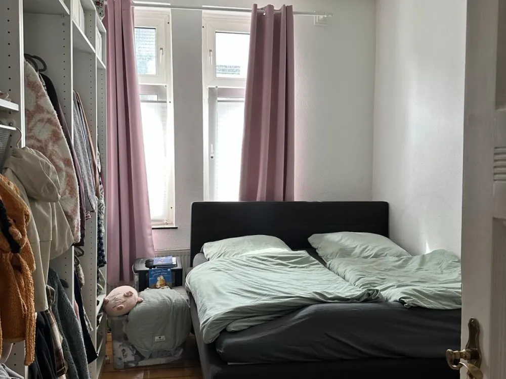 Schöne 2 Zimmer Altbauwohnung im Herzen des Saarlandstraßenvierte