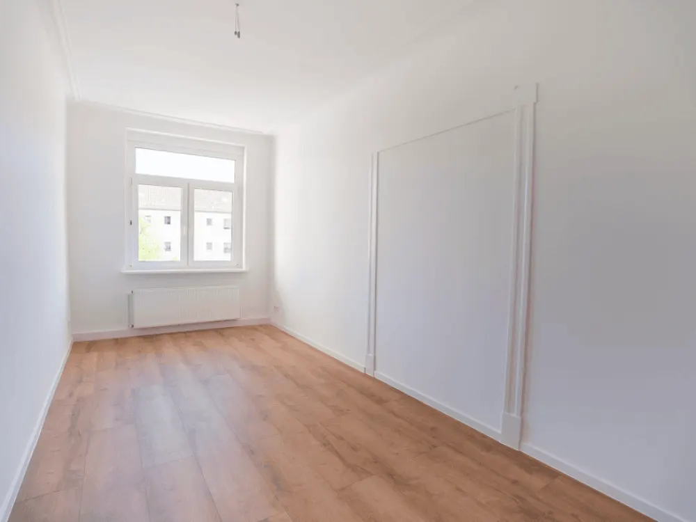 **In Renovierung!** Inklusive Balkon & moderner Einbauküche!