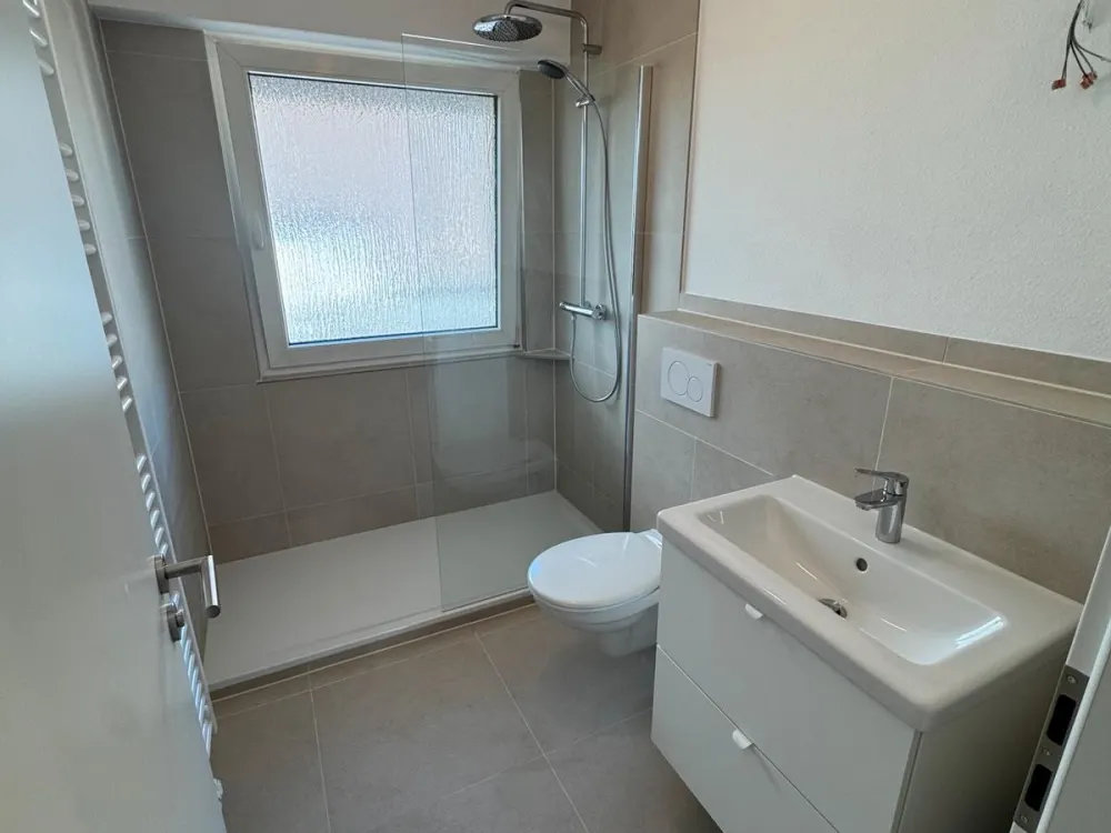 Frisch renovierte 3-Zimmer-Wohnung mit Balkon, 65 m², ab sofort
