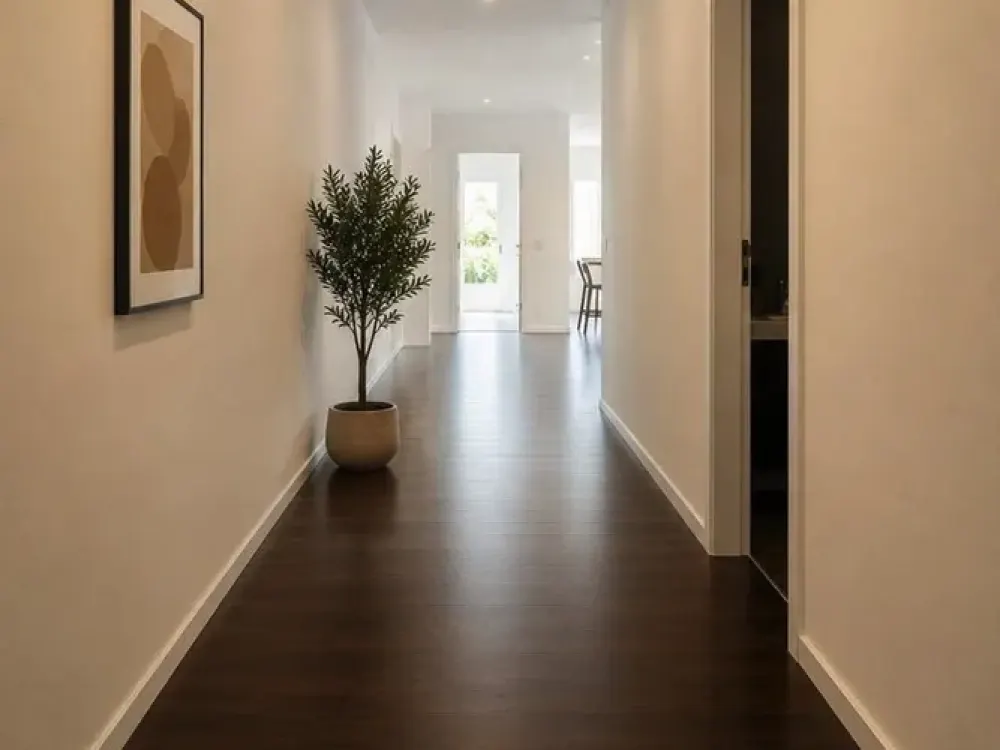 Bright 4-Room Apartment with Balcony and Terrace in the Heart of Berlin