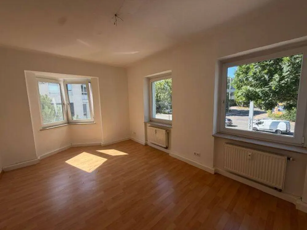 Spacious 2-Room Apartment for Rent from October