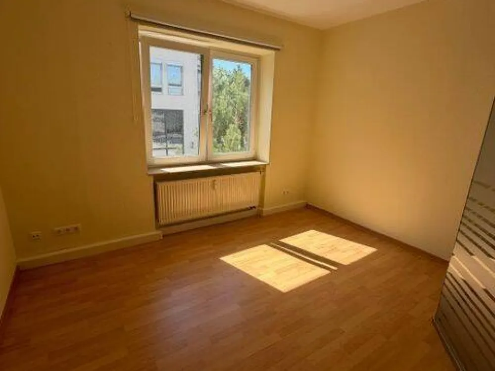 Spacious 2-Room Apartment for Rent from October