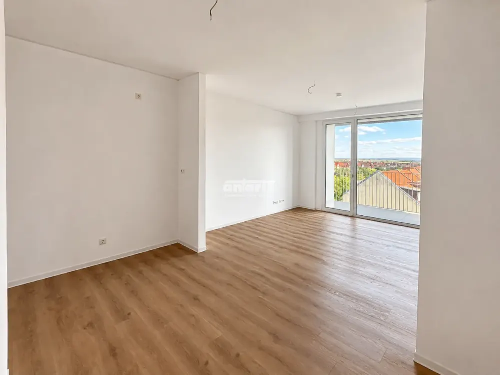 antaris Immobilien GmbH ** 2-Raum-Wohnung mit Weitblick im modernen Quartier **