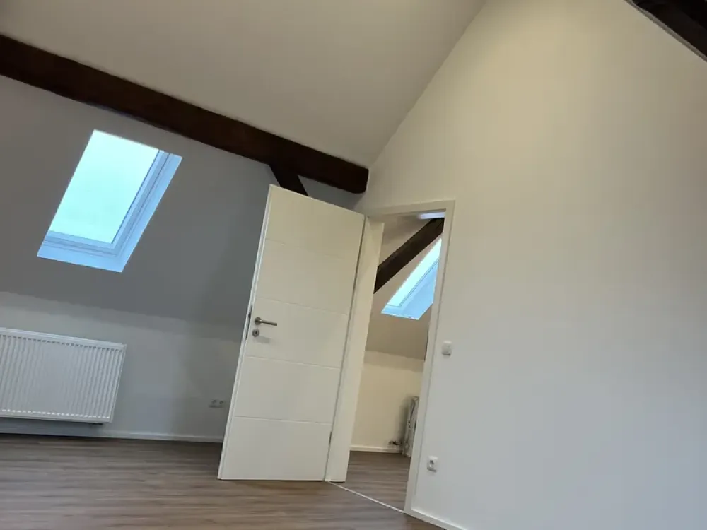 Erstbezug nach Sanierung: 5-Zimmer Maisionette -Wohnung in bevorzugter Wohnlage Hannover/ Oststadt