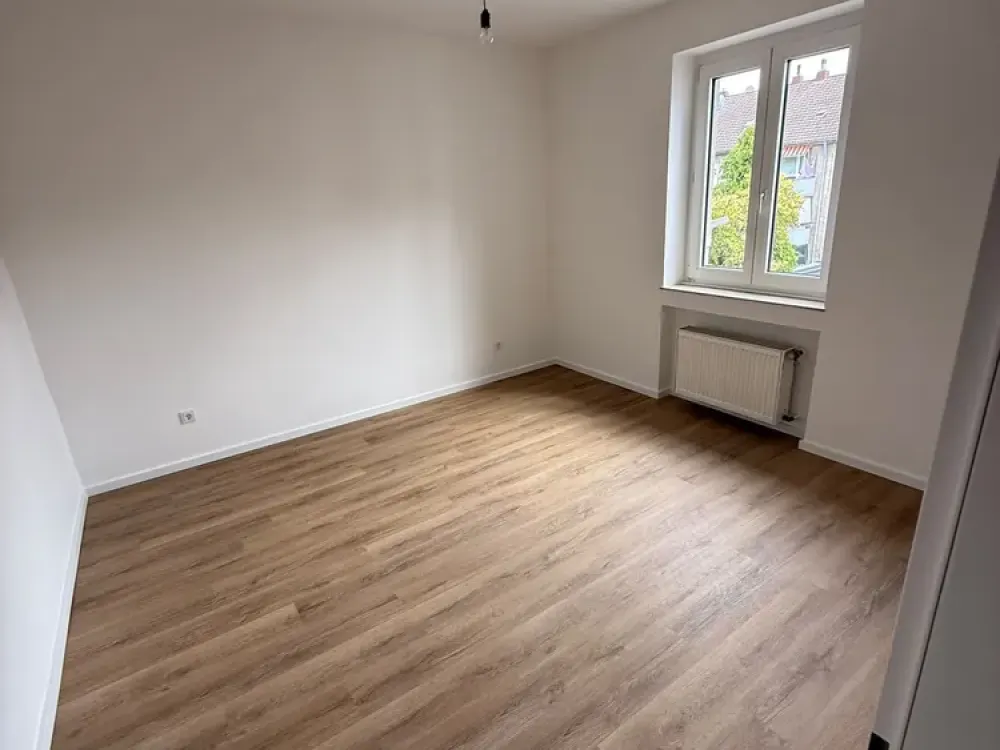 Erstbezug nach Sanierung - WG- geeignete 2-Zimmerwohnung