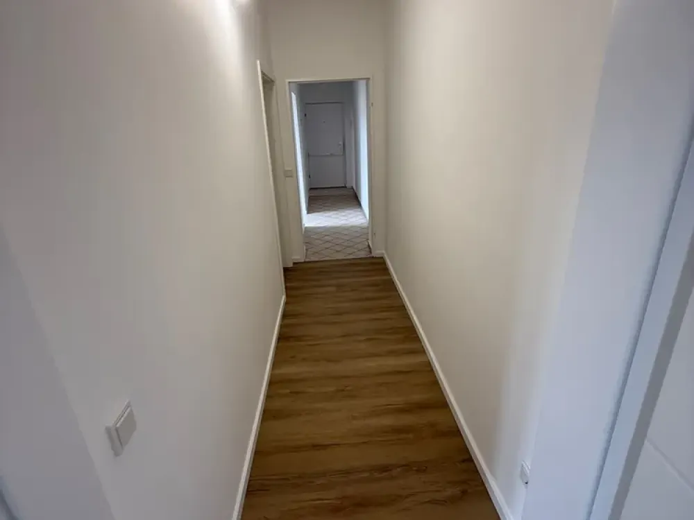 Erstbezug nach Sanierung - WG- geeignete 2-Zimmerwohnung
