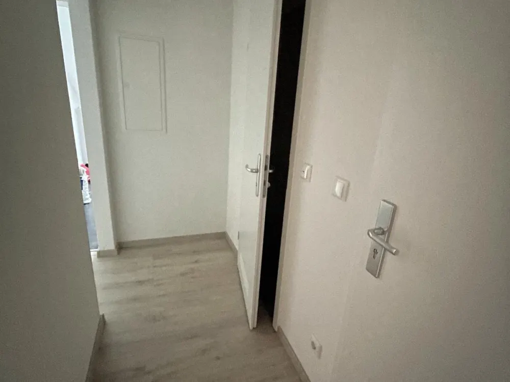 Nachmieter gesucht! 3 Zimmer DG Wohnung in Meerbusch Büderich